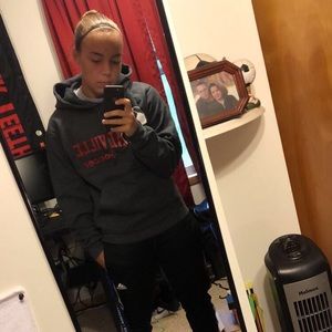 Meet your Posher, Nicalette